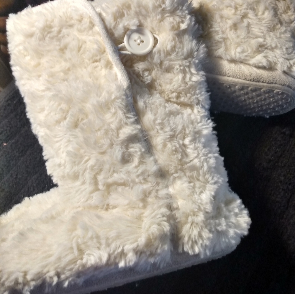 Booties - Picture 5 of 7